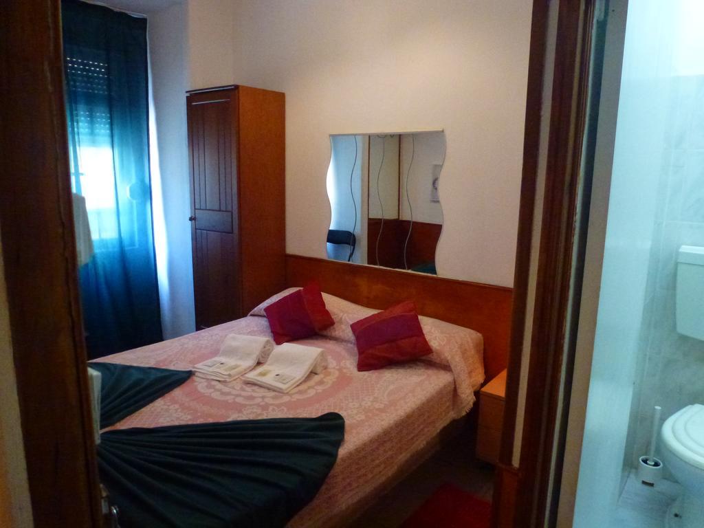 Hospedaria D. Damelio Lisboa Екстериор снимка